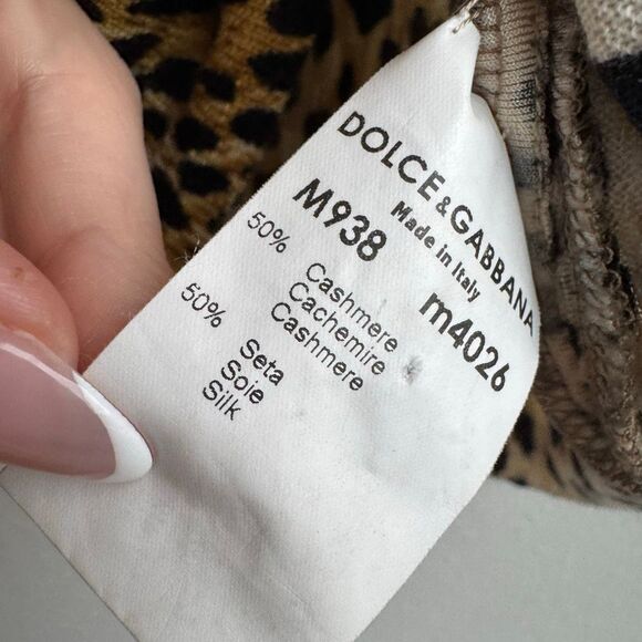 Dolce & Gabbana Silk Cashmere Short Sleeve Leopard Animal Sweater Top Size Small - Picture 3 of 4